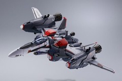 BAS64966: DX Chogokin Macross Frontier VF-25F Super Messiah Valkyrie Revival ver
