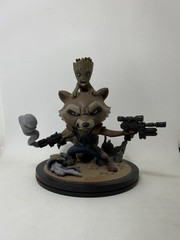 Q Fig Rocket Raccoon and Groot Marvel Guardians of The Galaxy Vol. 2 Figurine