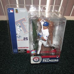 McFarlane 2004 Rafael Palmeiro Texas Rangers MLB series 10 (variant/chase) piece