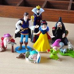 8Pcs Snow White Prince Charming Witch Dwarf Action Figure Doll Toy Set