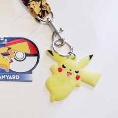 NINTENDO POKEMON PIKACHU BLACK YELLOW 42″ KEY CHAIN LANYARD & VINYL CHARACTER
