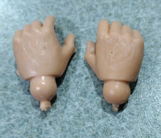 1960’s Marx Johnny West Open Early Style Pair of Hands Nice Cond