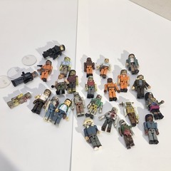 Minimates The Walking Dead LOT Zombies Of 20