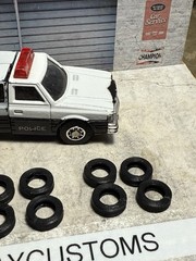 2 sets of new tires for Hans Cuff Police Car MR-13 Gobots 1983 Banai figure