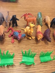 Bag of Wild animal kingdom Figures Model Toys New Plastic 53 pieces, zoo animals