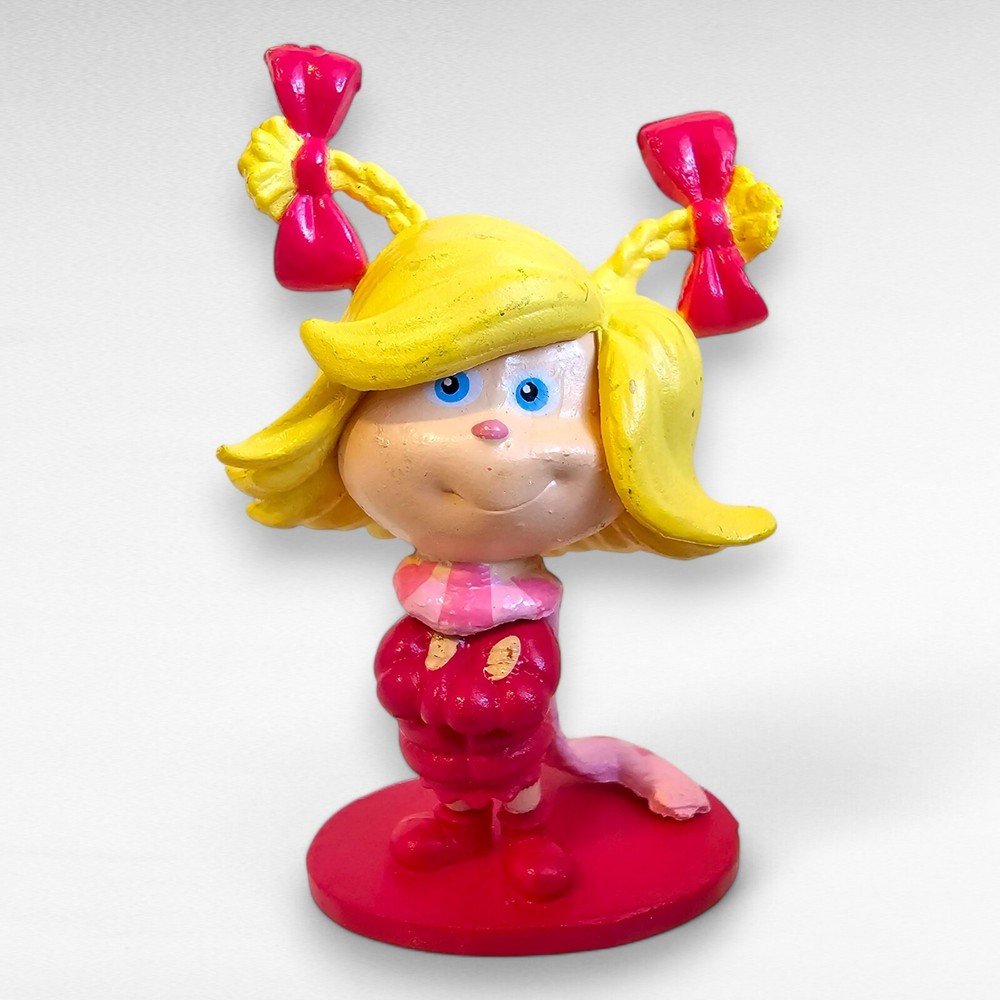 Universal Studios Cindy Lou Who Mini Figure Red Base Grinch Christmas 2018 2″