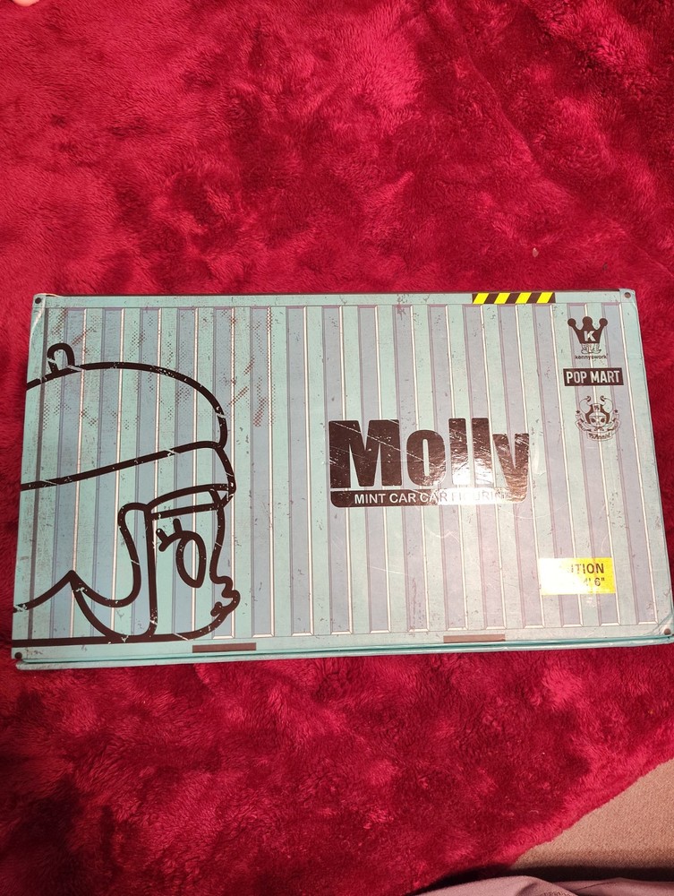 Pop Mart Kennyswork Molly Mint Car Car Mini Figure Art Toy New