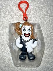 DAMIEN LEONE’S TERRIFIER HANGERS SET OF 3 **NEW OPENED**