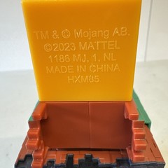 Minecraft Sniffer Action Figure with Game-Accurate Sound & Pixelated Design 2023