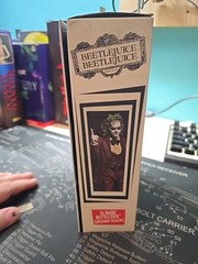 Beetlejuice – Collector’s Edition Ultimate Wedding Tuxedo 7″ Scale Action Figure