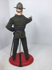 1/6 USMC MARINE GUNNERY SERGEANT R LEE ERMEY IN FULL DRESS GREENS SWORD & STAND