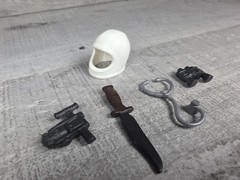 Action Figure Mixed Lot G.I. JOE Knife Gun Binoculars Weapon Helmet g78e