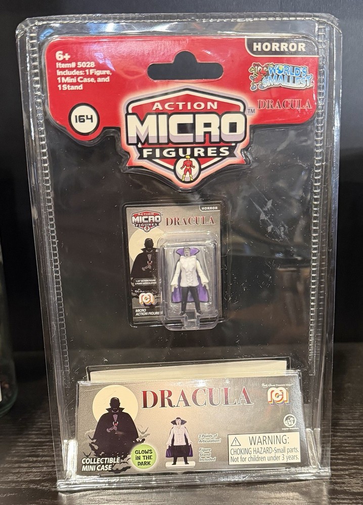 Dracula – World’s Smallest Mego Horror Random Mini-Figure