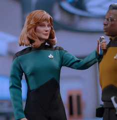EXO-6 Star Trek: The Next Generation Dr. Beverly Crusher ESS Sixth Scale Figure