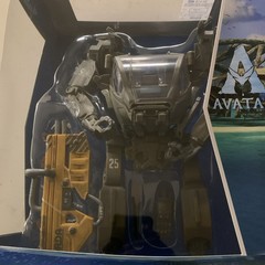 3 McFarlane Toys Avatar The Way Of The Water Skimwing 14” Tonowari & Amp Suit