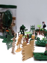 82pcs/set Military Playset Plastic Toy Soldier Army Men Figures & Accessories 3+
