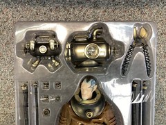 Hot Toys x Kennyswork Copperhead-18 DIG 1:16 Figure READ