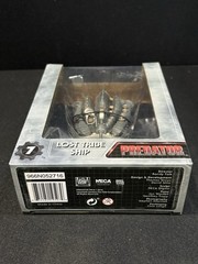 MISB NECA Cinemachines PREDATOR Lost Tribe Ship Alien Space Die CAST Vehicle NEW