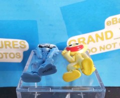 LOT OF 2 POPPY PLAYTIME 2.5″ HUGGY WUGGY MINI FIGURES Smiling Scary EnchantedMob