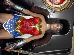 Sideshow Wonder Woman Justice League 1/6 Scale Comic Concept Collectible Figure