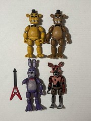 Funko 2016 Five Nights at Freddy’s FNAF 5” Action Figures Lot of 4 – Articulated