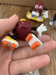 Lot of 4 Vintage California Raisins 1980s & 2001 PVC Toy Figures