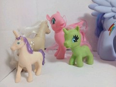 Lot Of My Little Pony Figures Various Sizes 1 Pez & Others Everything Pictured