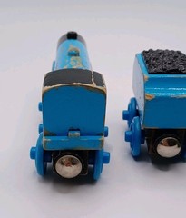 Thomas & Friends Wooden Railway Train Big City Engine, Gordon & Gordon’s Tender
