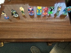 (9) DC Comics Lot Miniature Figurines 2″ Loose – Monogram International