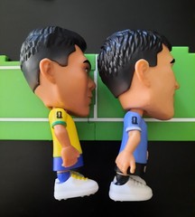 LOT of 2 Zuru FIFA World Cup Ballers Series 1 CASEMIRO Brazil UGARTE Uruguay