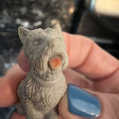 VINTAGE 1974 MEGO WIZARD OF OZ TOTO 1-1/2” FIGURE (DOROTHY’S DOGGIE)-NICE