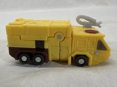 Transformers Universe Deluxe Class Firebot