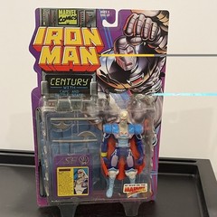 Toy Biz Marvel Iron Man Century Action Figure Boxed w/ Cape & Battle Staff