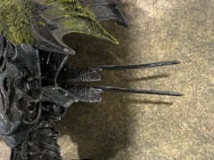 McFarlane Alien Queen Figure Alien vs Predator Rare 2005 Exclusive Damaged Read