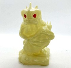 Cryptozoo-Fubi El Chupacabra “GID Ed.” by Weston Brownlee x Tenacious Toys
