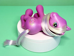2003 G3 My Little Pony Rainbow Pony 1st Release Wysteria Purple Shimmer MLP
