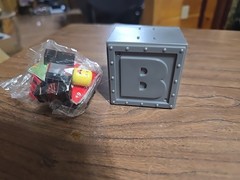 Roblox Series 1 Skaterboi wCODE *New In Sealed Bag*