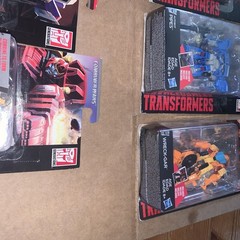 Hasbro Transformers Combiner Wars Chop Shop Pipes Wreck Gar Thunder cracker Rodi