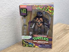 Playmates Teenage Mutant Ninja Turtles DONATELLO 1988 Remastered TMNT Figure