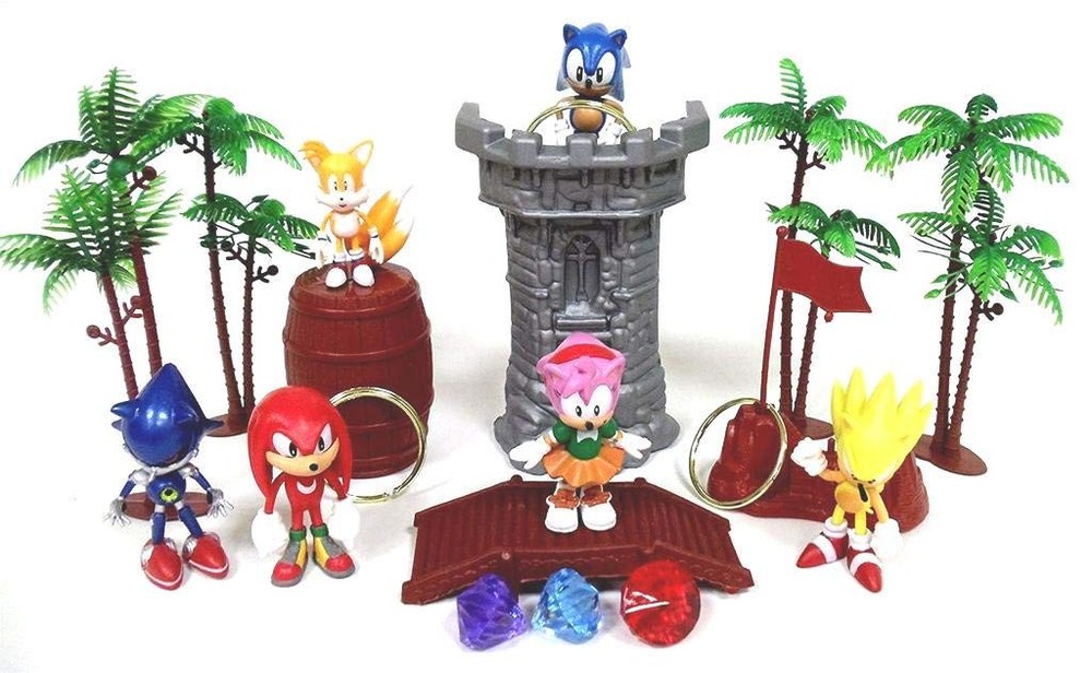 18 Piece Play Set Featuring Random Figures and Accessories – May Include Supe…