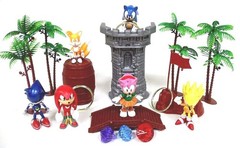 18 Piece Play Set Featuring Random Figures and Accessories – May Include Supe…