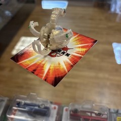 Bakugan Myriad Hades 570G White Pearl Ventus Bakufrost Battle Brawlers