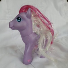 My Little Pony Pretty Parasol 2005 pink and white sparkle hair purple body