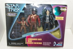 Star Trek Next Generation “A Fistful of Datas” Playmates Holodeck Series NEW