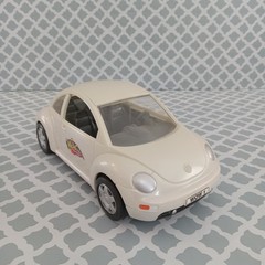 Lanard Toys Volkswagen VW Beetle Wow Action Girls White Car 1999 Vehicle