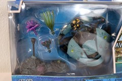 Avatar: The Way of Water [World of Pandora] Set: Neteyam & Ilu /Cet-Ops Crabsuit