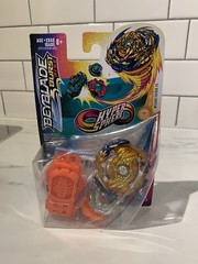 Hasbro Beyblade Burst Rise Wizard Fafnir F5 Hyper Sphere Orange New