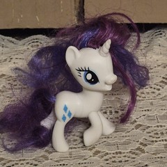 MLP Rarity Unicorn Figure Lot of 2 G4 Standard & Action Pose Variant Pair
