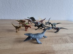 Jurassic World Battle Damage 14 Mini Dino Multipack Exclusive Dinosaurs