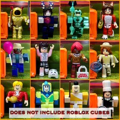 12 Roblox Celebrity Series 8 Figures Kids Mystery Box Toys Lot 22pc NEW-No Codes